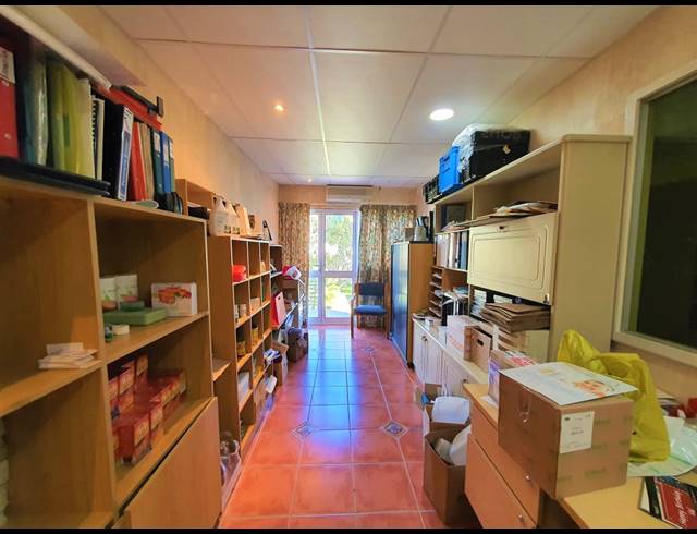 5 BEDROOM HOUSE FOR SALE IN PAROW NORTH